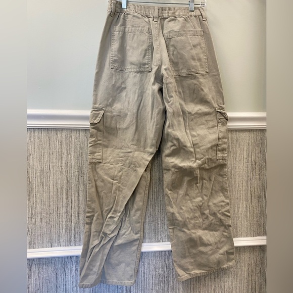 Aeropostale size medium women’s cargo pants. - Picture 4 of 8